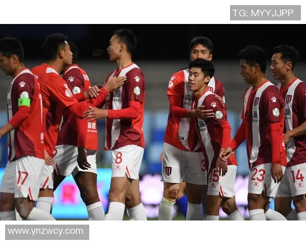 独家解析：成都足球队战术配合与其他球队的深度对比分析